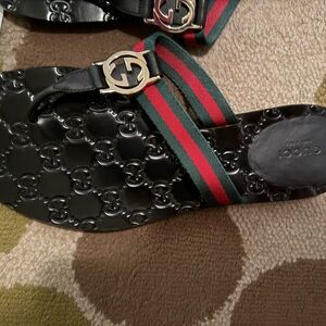 Gucci Black Sandals with Green and Red Straps